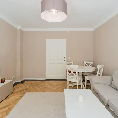 Moderne Fuer Junggebliebene In Kreuzberg-3l アパート *